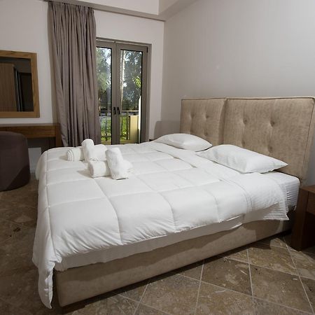 אגריניו Corali Resort מראה חיצוני תמונה