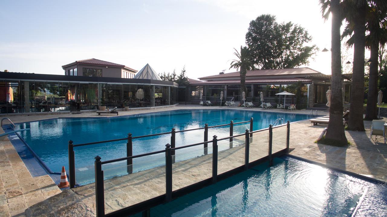 אגריניו Corali Resort מראה חיצוני תמונה